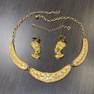 VTG AVON Egyptian Queen Nefertiti Clip Earrings & Choker Necklace SET